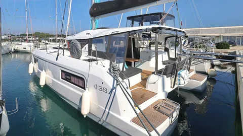 Lagoon 38
