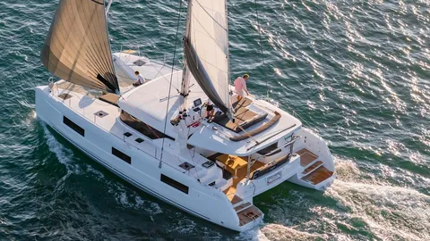 Lagoon 51