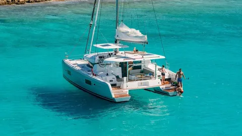 Lagoon 42