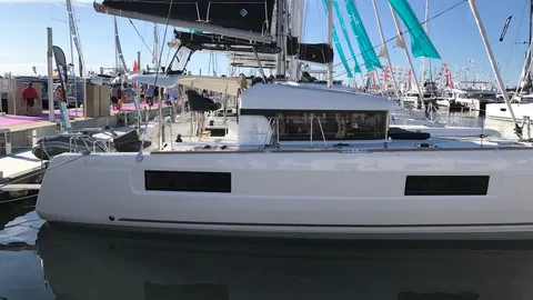 Lagoon 40