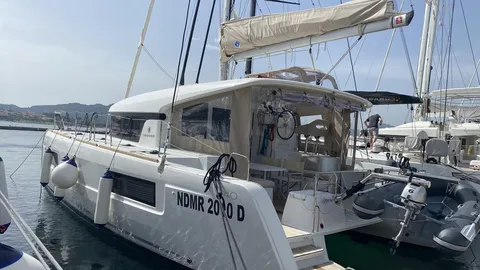 Lagoon 40