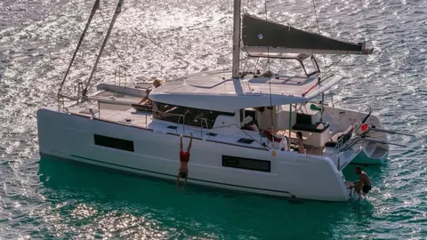 Lagoon 40