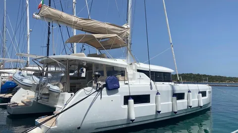 Lagoon 46 