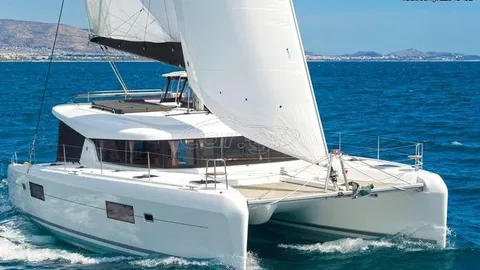 Lagoon 42