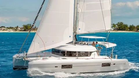 Lagoon 42